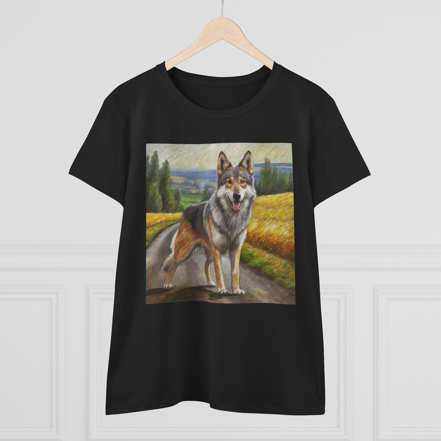 Czechoslovakian Vlcak 'Wolfdog' Women's Midweight Cotton Tee