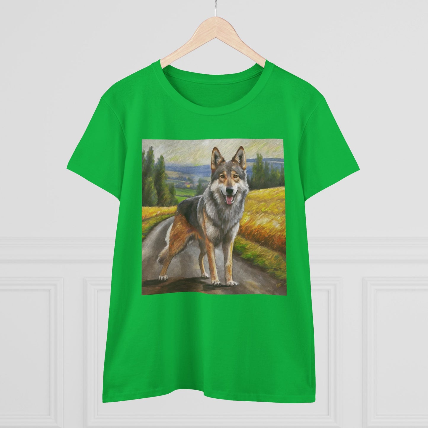 Czechoslovakian Vlcak 'Wolfdog' Women's Midweight Cotton Tee