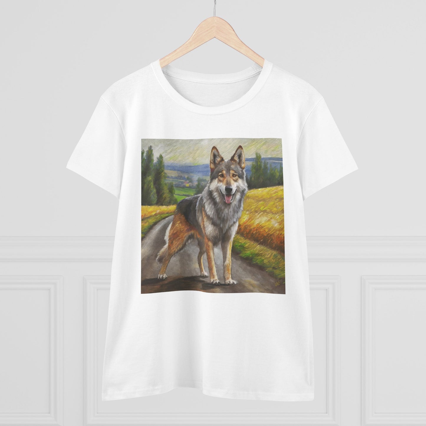 Czechoslovakian Vlcak 'Wolfdog' Women's Midweight Cotton Tee