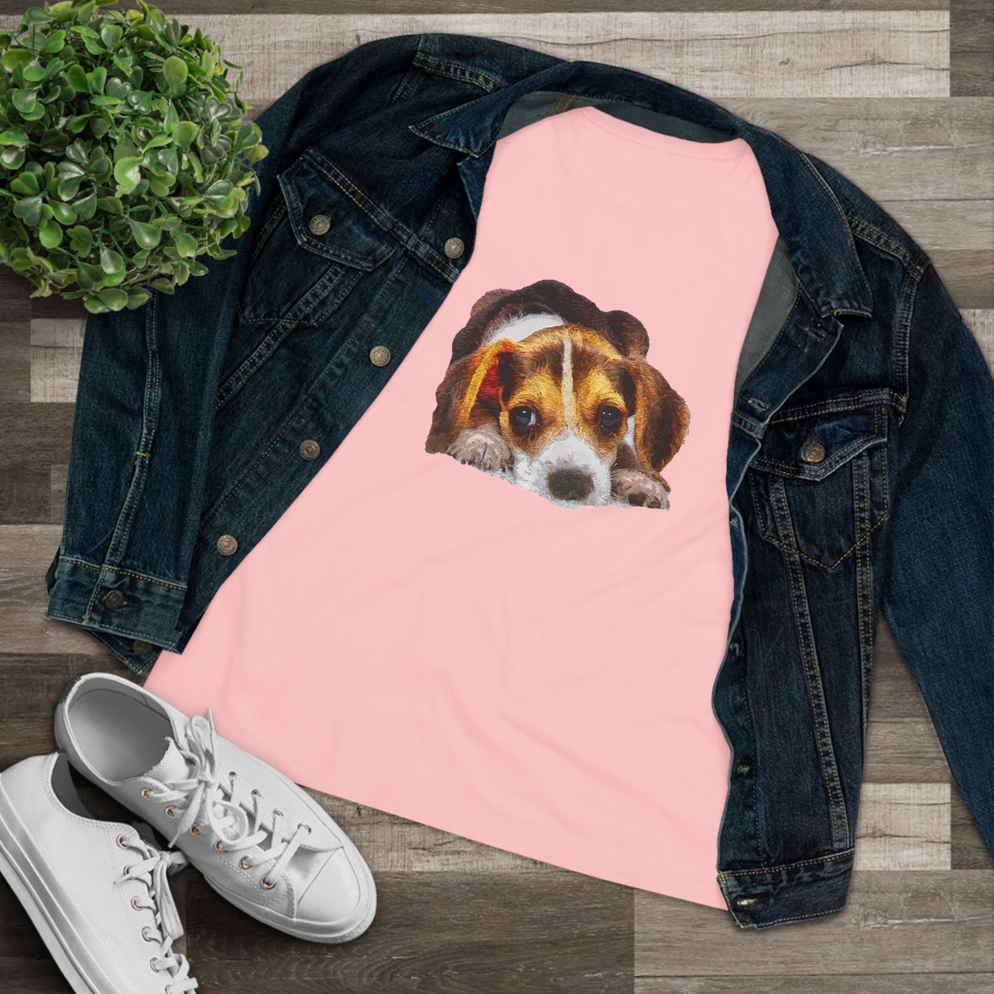 Beagle 'Daisy Mae' Women's Relaxed Fit Cotton Tee