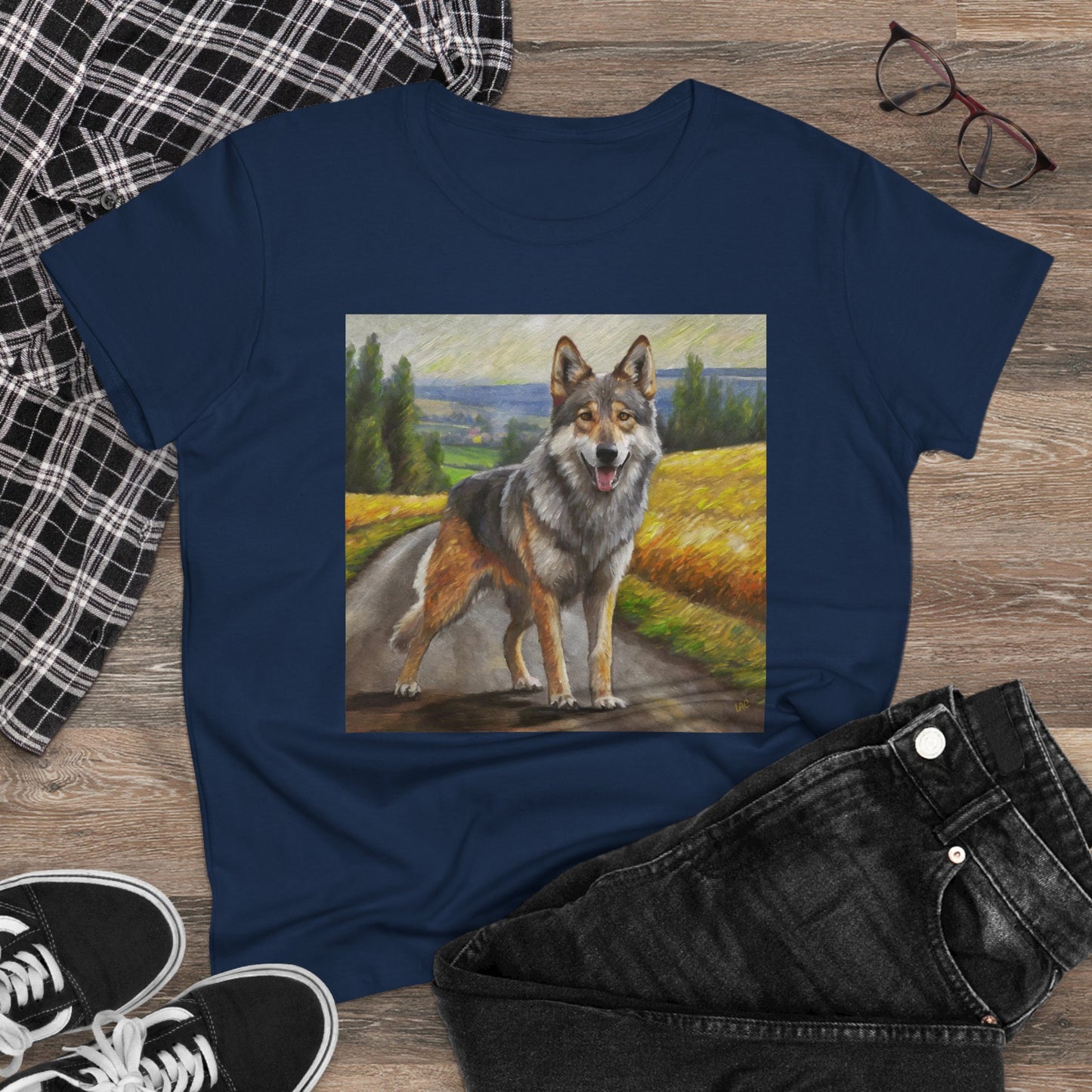 Czechoslovakian Vlcak 'Wolfdog' Women's Midweight Cotton Tee